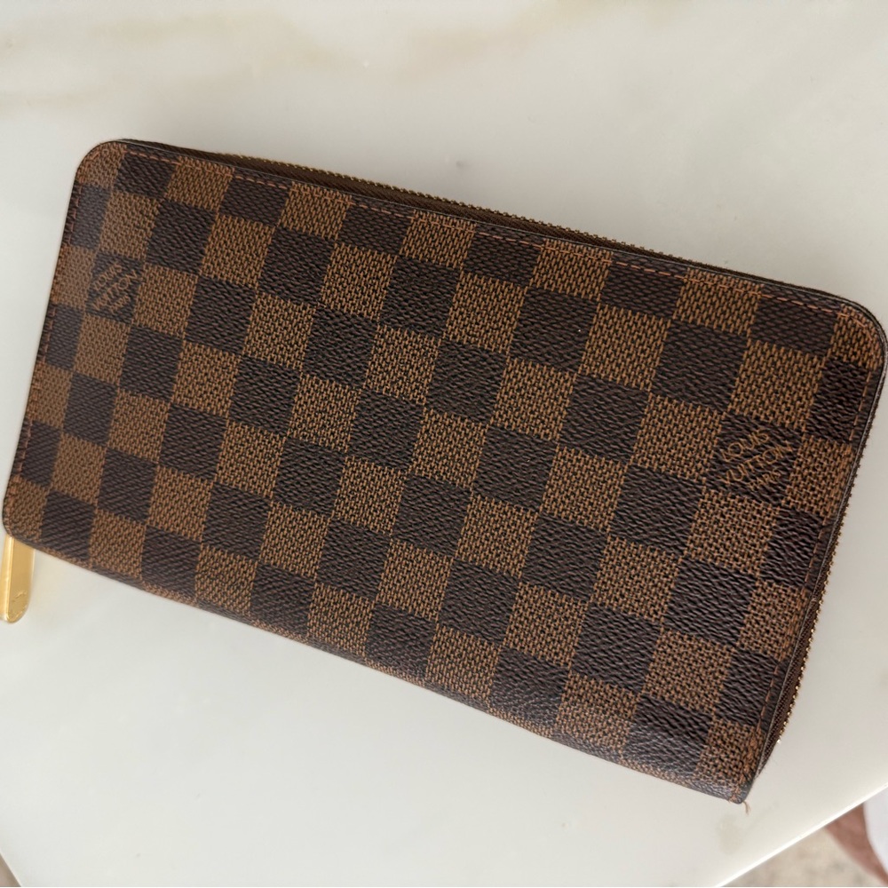 Louis Vuitton mensBrown Checkered Zip Wallet